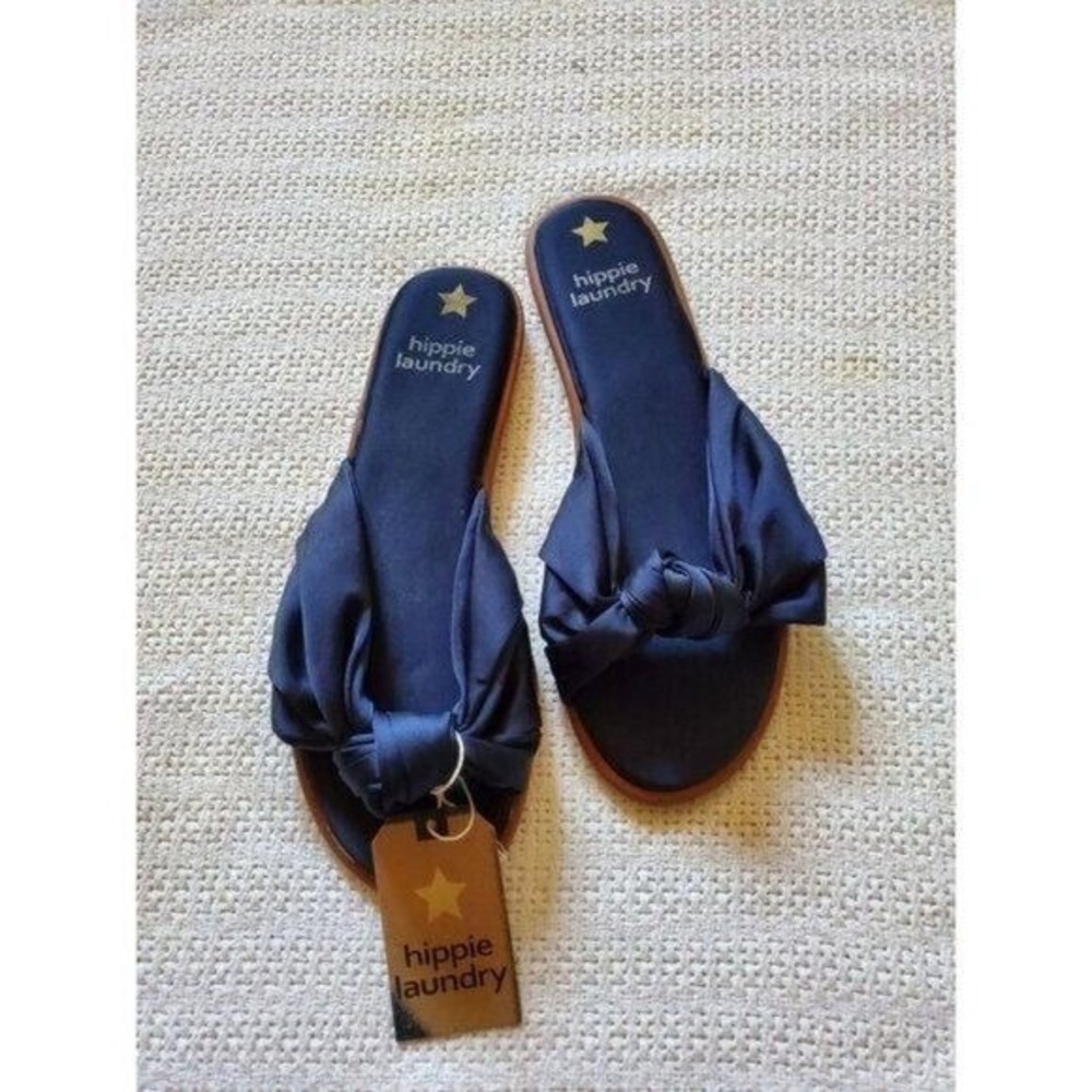 Hippie Laundry Karly Navy Blue Satin Knotted Bow Slide Sandals Womens 8 NEW